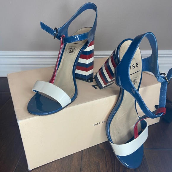 Aldo Handmade 4 1/2” Leather High Heel Sandals Size 7- Red, White and Blue - Picture 2 of 7